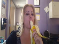 MILF got Mad Banana Skills